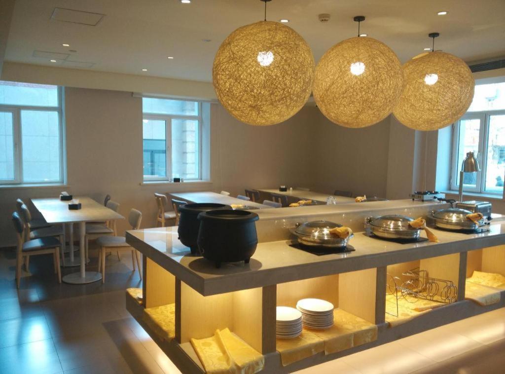 Ji Hotel Beijing Chaoyangmen Bagian luar foto