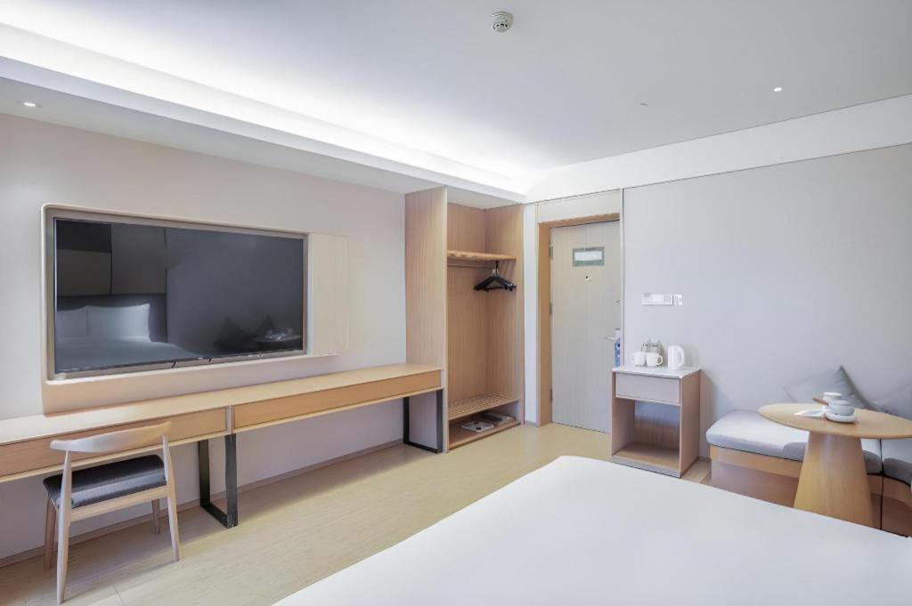 Ji Hotel Beijing Chaoyangmen Bagian luar foto