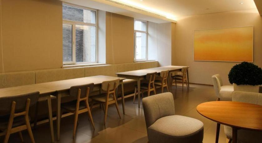 Ji Hotel Beijing Chaoyangmen Bagian luar foto